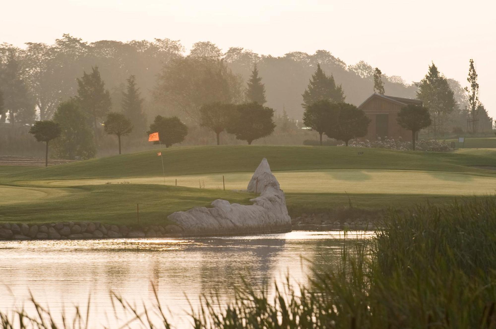 Golfpark Strelasund Suederholz Exterior photo
