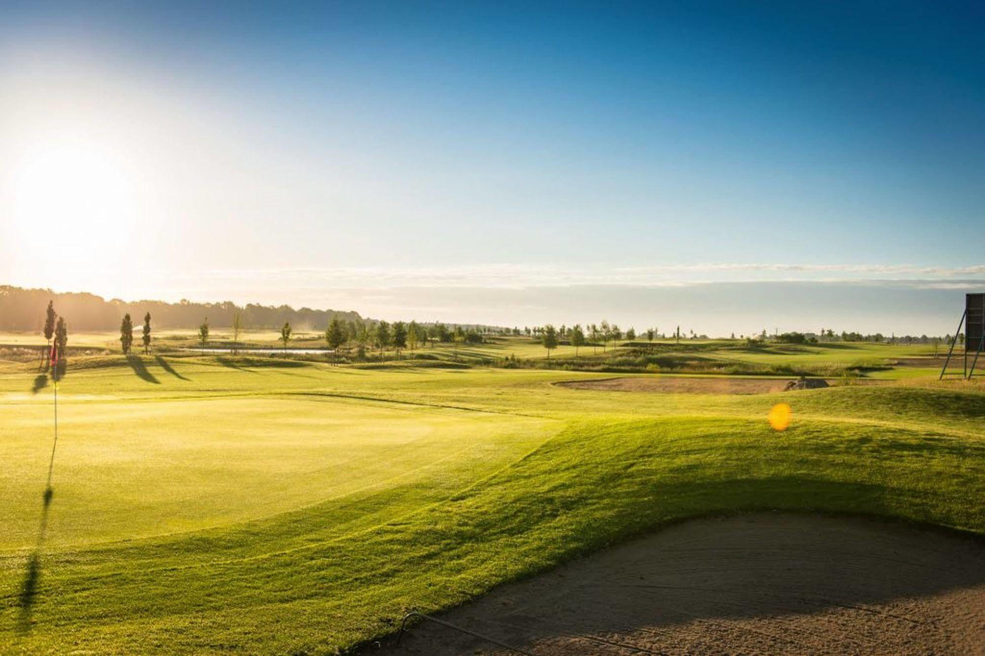 Golfpark Strelasund Suederholz Exterior photo