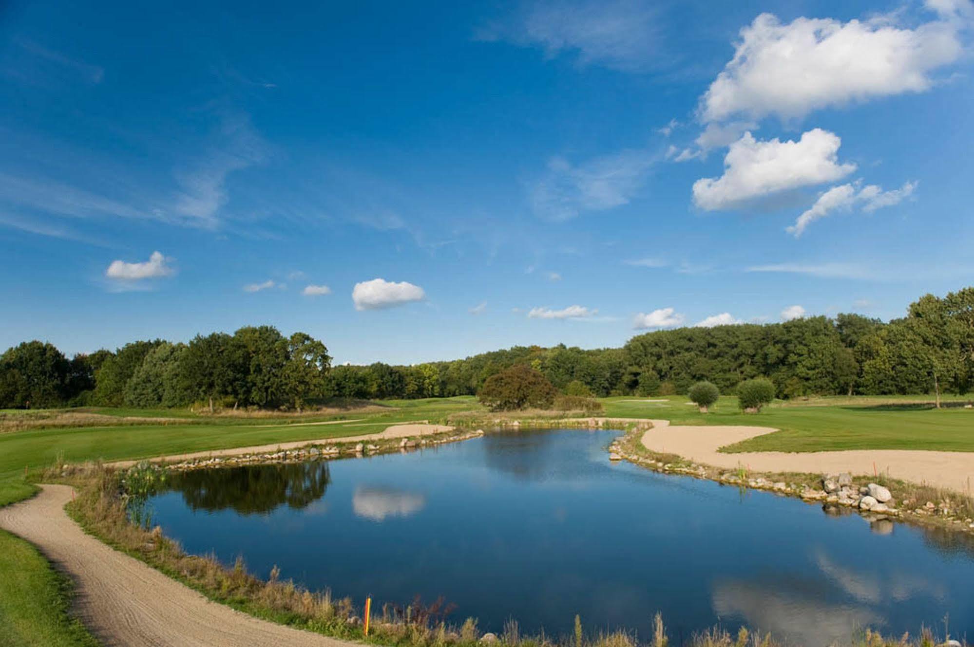 Golfpark Strelasund Suederholz Exterior photo