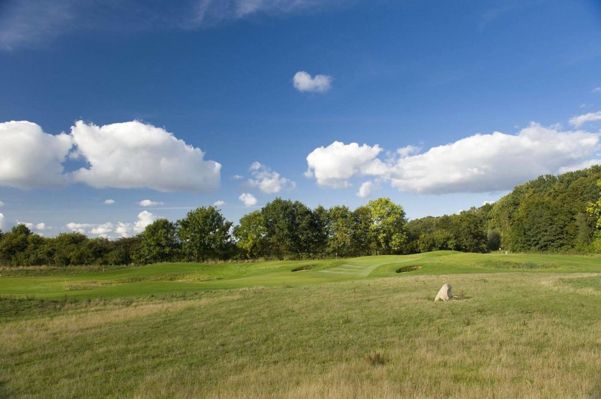 Golfpark Strelasund Suederholz Exterior photo